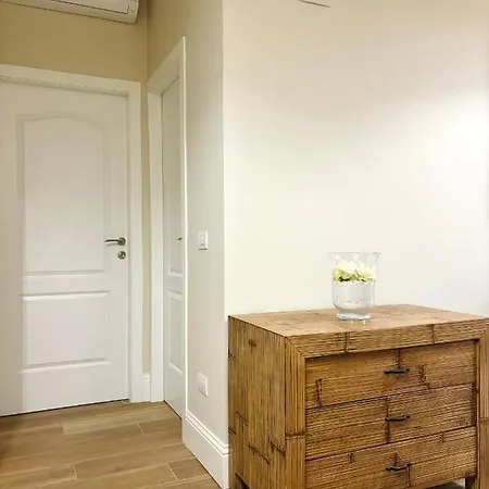 Les Di Adi Apt * Bari